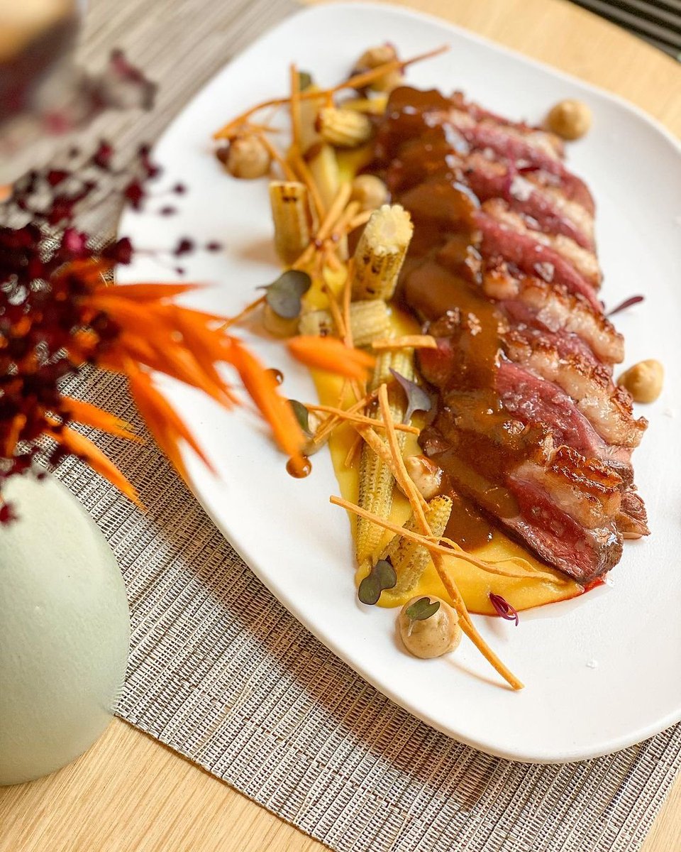 mintgranollers's tweet photo. 📸 Magret a la brasa con texturas de maíz y reducción de yakiniku

#mint #restaurant #granollers #michelinguide https://t.co/ZE7VpmmNo6