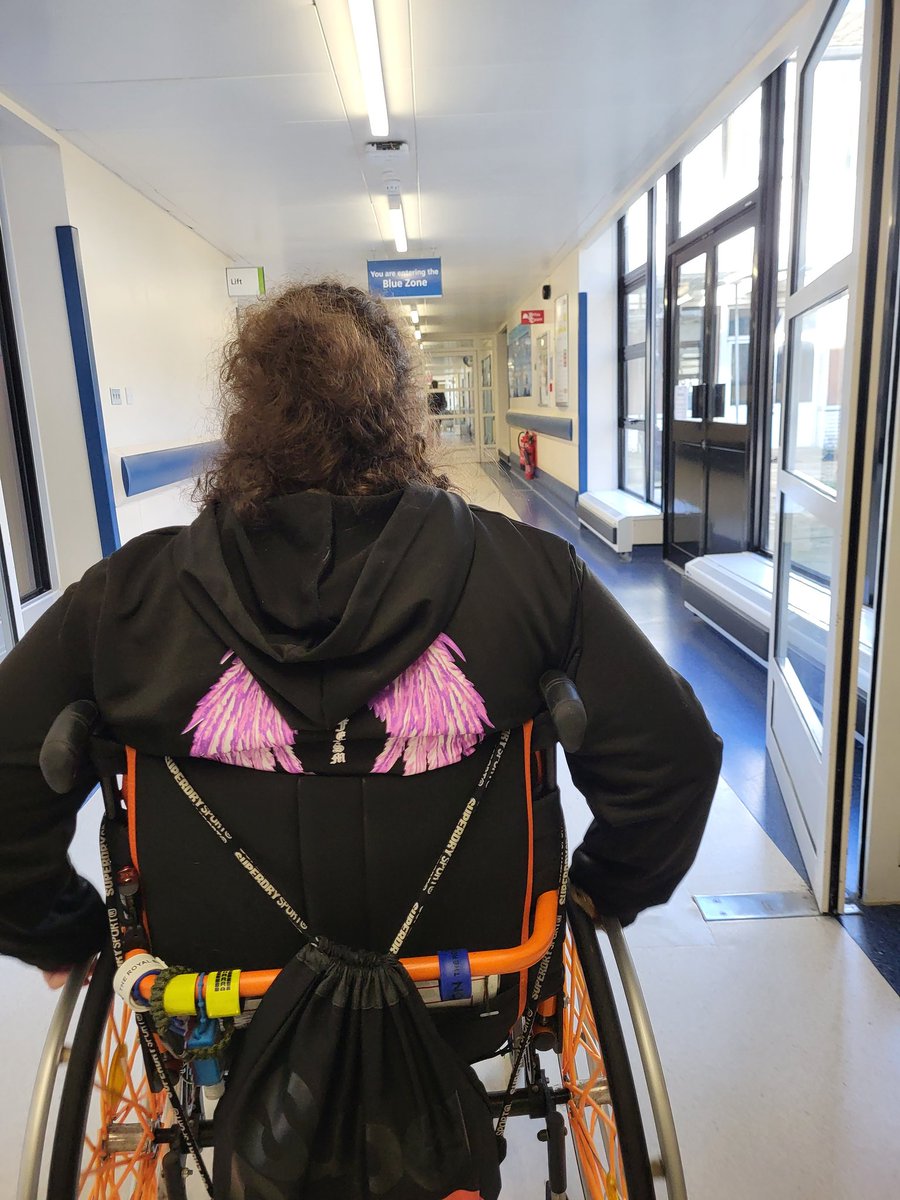 sheleia's tweet photo. Another day, another hospital. But he has clocked up 1k already for the @SuperheroTri #AtHomeChallenge for #TeamSienna @SiennaCPJourney
@EveryoneActive @MarvelUK @Pfizer_UK @ZCTrust https://t.co/LREdfLmQpY