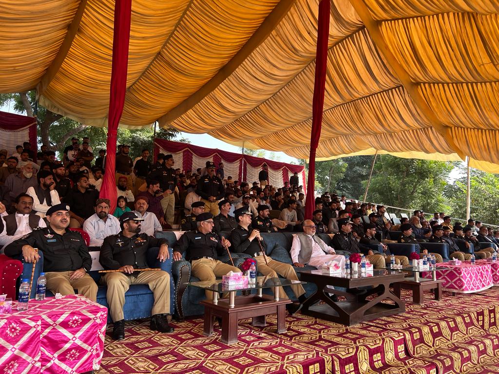 CPLCSindh's tweet photo. November 15, 2023
175 th Passing Out at Shahdadpur Training College. IGP Raja Riffatt Mukhtar Chief Guest along with Chief CPLC Sindh Zubair Habib T.I.
#CPLCSindh #SindhPolice #175thPassingOutParade #ShahdadpurTrainingCollege #IGPRajaRiffatMukhtar #ZubairHabib #ChiefCPLC https://t.co/jCqKFaycPH