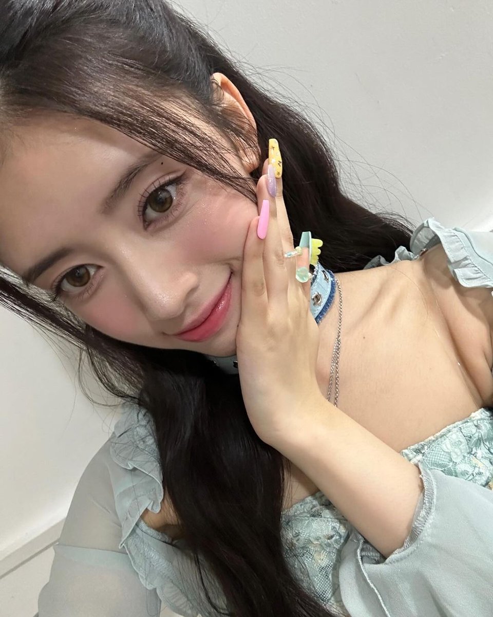 NiziUBrasil's tweet photo. Atualização de #RIMA no Instagram: (1/3)

"Obrigado por todo o apoio
Eu realmente gostei de ir a music shows por duas semanas!
Espero mais no futuro ☺️"

#NiziUGRAM #NiziU #니쥬 https://t.co/PIegaGOdN9