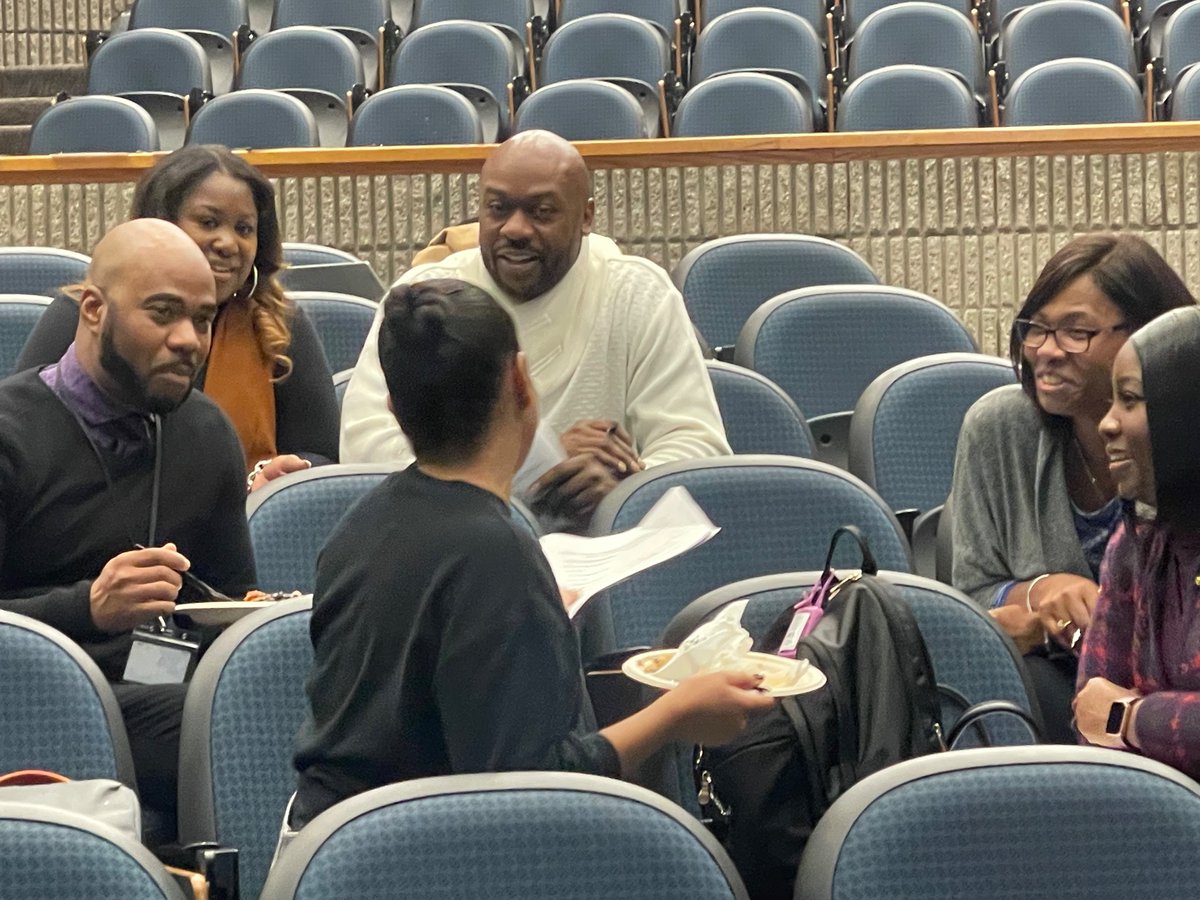 wardellhunterED's tweet image. Leadership Development learning series #2 included collaboration between school leaders and central office teams on high performance team behaviors, collaboration and overcoming dysfunctions.  Great experience! @apsupdate #leadingandlearning