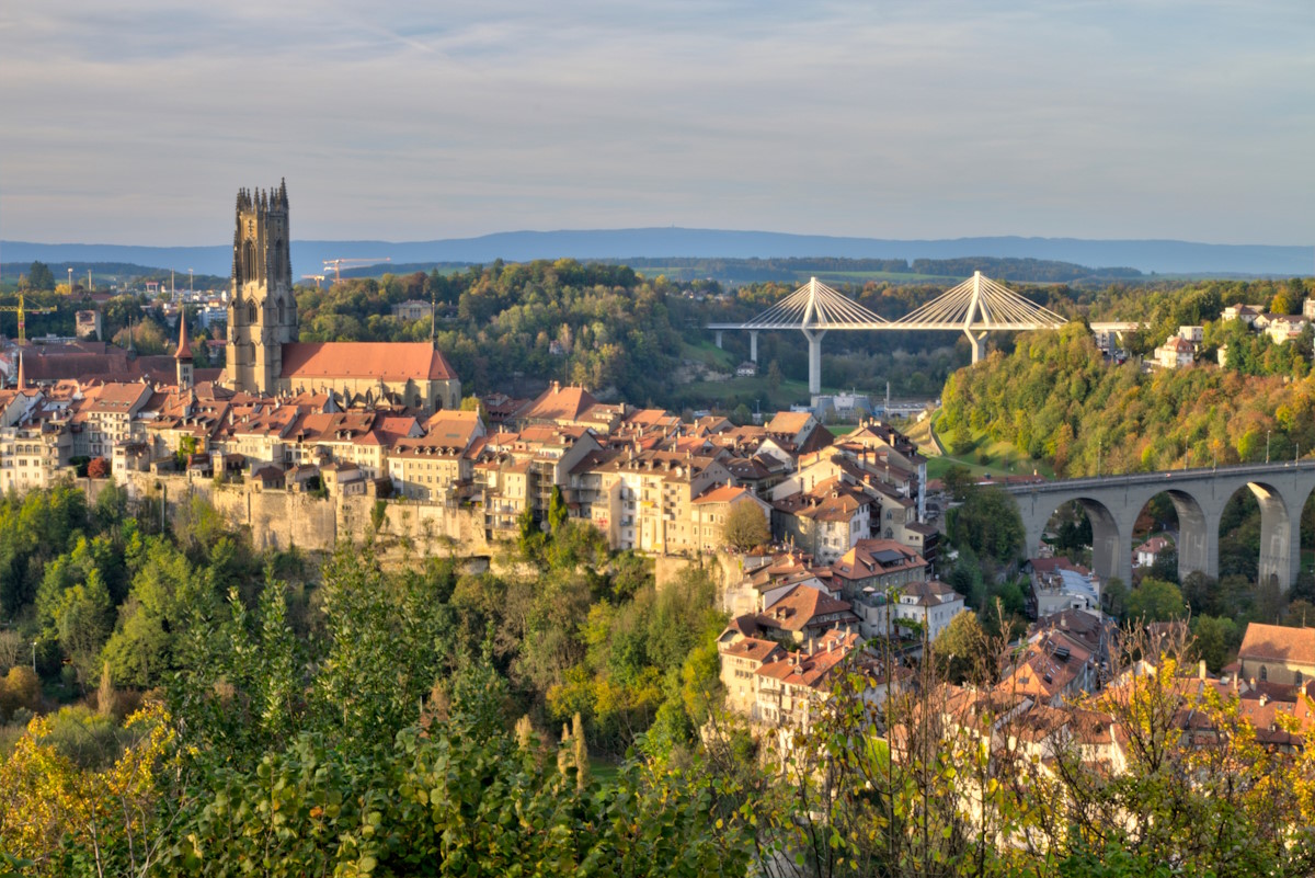 The city of #Fribourg has joined @UNESCO's Creative Cities Network in the field of #gastronomy. A great boost for #foodscience #innovation @unifr! ville-fribourg.ch/actualites/ave… #research