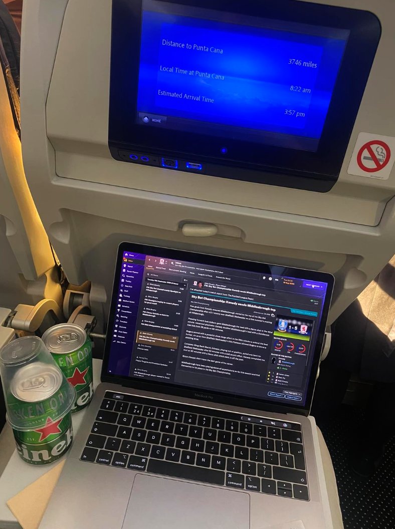 Out of Context Football Manager tweet media