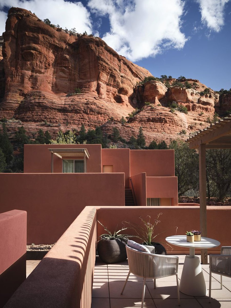 This Wellness Retreat Will Make Even the Grittiest New Yorker Relax ~ harpersbazaar.com/beauty/health/… via <a href="/harpersbazaarus/">Harper’s BAZAAR</a> <a href="/mii_amo_spa/">Mii amo</a>