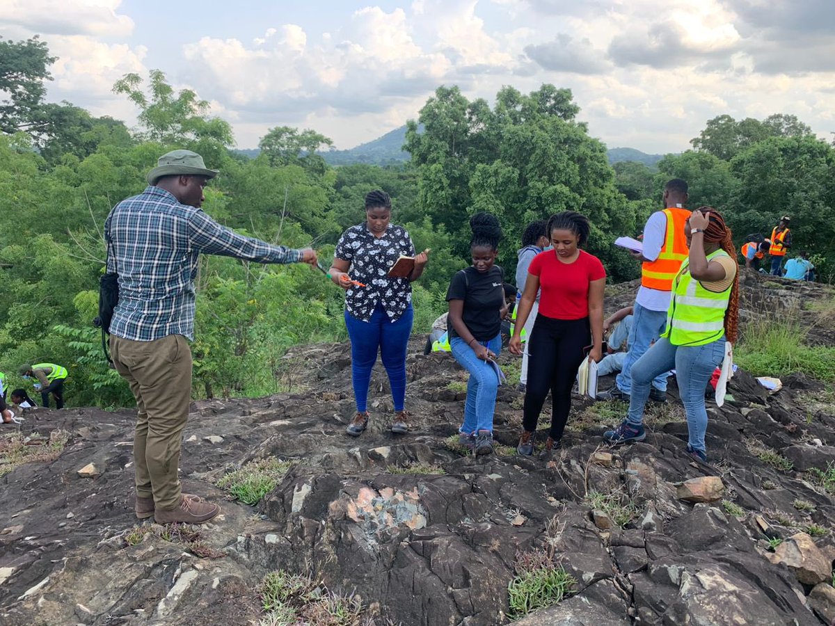 What do you observe at where you’re standing?

This is a dolerite intrusion in the Dahomeyan marking later stages of Pan-African event which affected the Dahomeyide. 

Here is Dr. Samuel Nunoo pointing students to joint systems in this massive, semi-hilly outcrop at Osiabura.