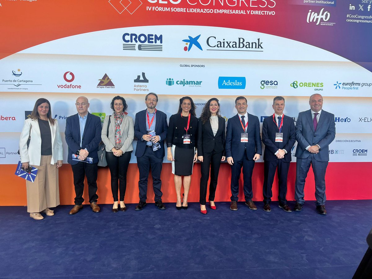 🤝 ¡Hoy estamos en el CEO Congress IV FÓRUM sobre Liderazgo Empresarial y Directivo! ✨

En #Hidrogea, apostamos por el liderazgo y la innovación para un futuro sostenible. ¡Seguimos inspirando y siendo inspirados! 💼🌐

#CEOCongress #LiderazgoEmpresarial #InnovaciónHidrogea