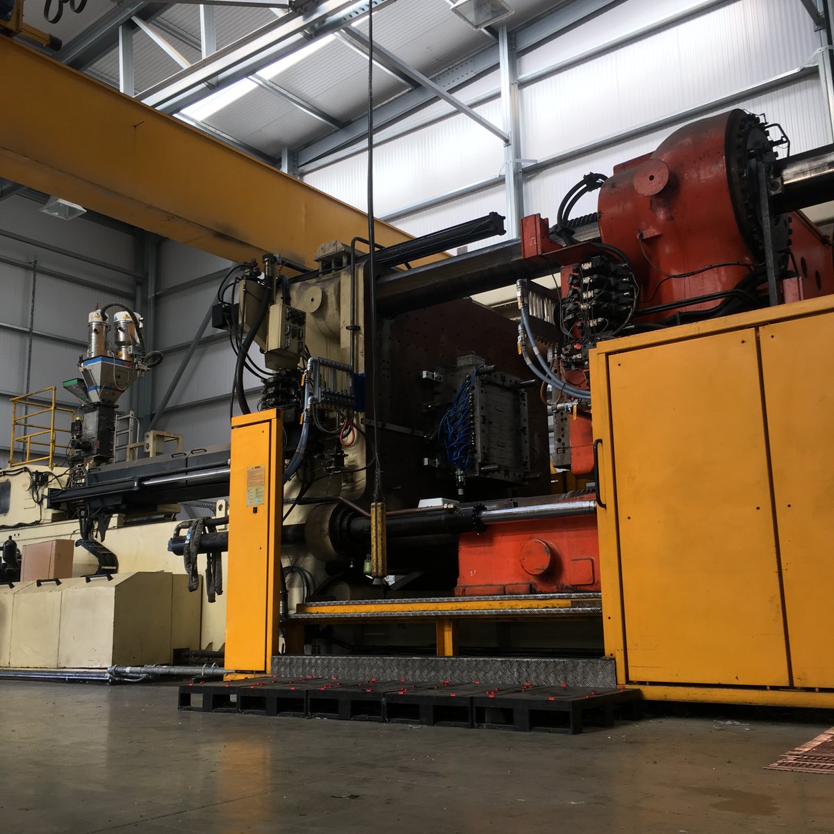 RGEGroupLtd's tweet photo. We are home to the largest injection moulding machines in the world, with a clamp force ranging from 25 to 3150 tonnes, in addition to twin shot and gas injection capabilities πͺ
Learn more: https://t.co/tDeVYZUCqZ
#RGEPlasticInjection #assembly #plastic #design #engineering https://t.co/XyVauH8Lls