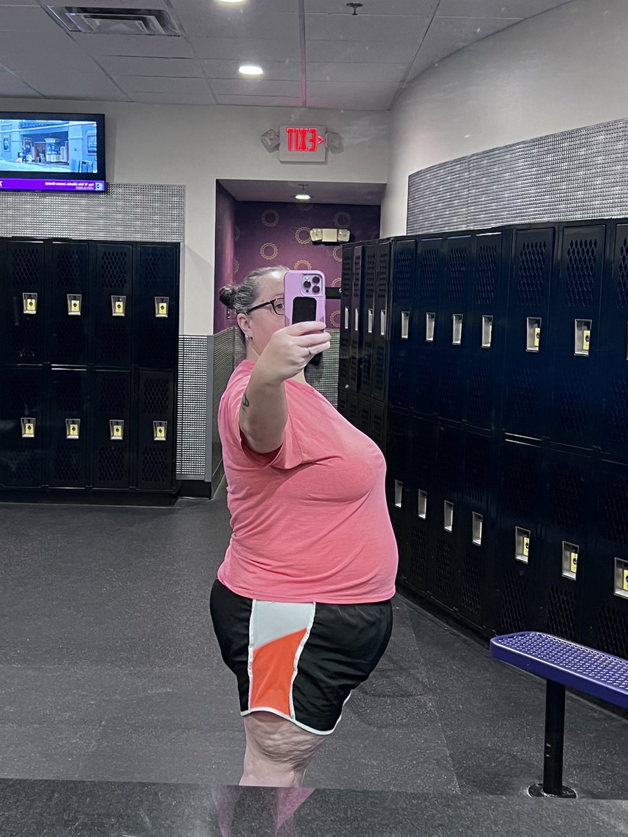 meggieweggie's tweet photo. Started going back to the gym!  Day 1 https://t.co/vsssxyNzoH
