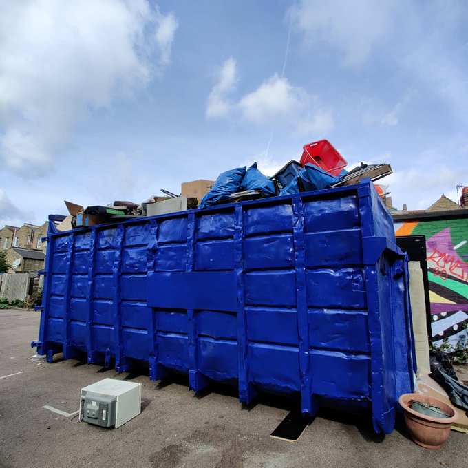 Mega Skip Days take place every few weeks in locations around #Wandsworth, but did you know that you can request one for your area? Locations are chosen based on residents' feedback, so if you know an area that would benefit, please email Cllr.J.Gasser@wandsworth.gov.uk #Tooting