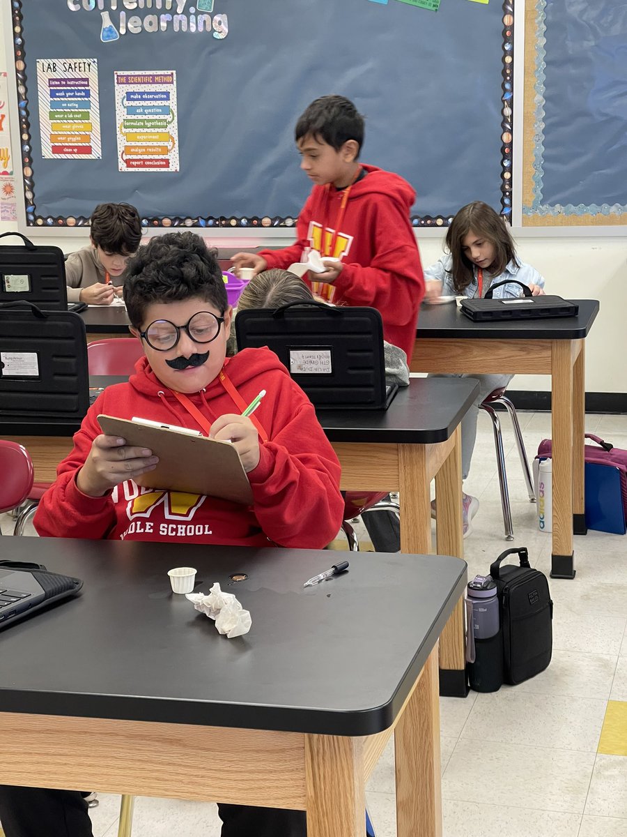 ScienceInRm165's tweet photo. Throwback to our Penny lab when we were introducing ourselves to the scientific method. And yes, that is a time traveling 6th grade Mr. @bwersebe in the first photo!  @WoodlandMSTech https://t.co/Jo1RoqDBsX