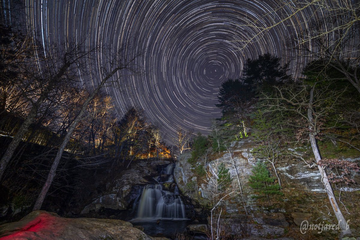 Devil's Hopyard last night with <a href="/29_Beckster/">Michael Beck</a>. Had this shot in mind for a while. Too icy the last time we tried, but panned out nicely last night.  #ctnaturefans #TwitterNatureCommunity #novembershapechallenge