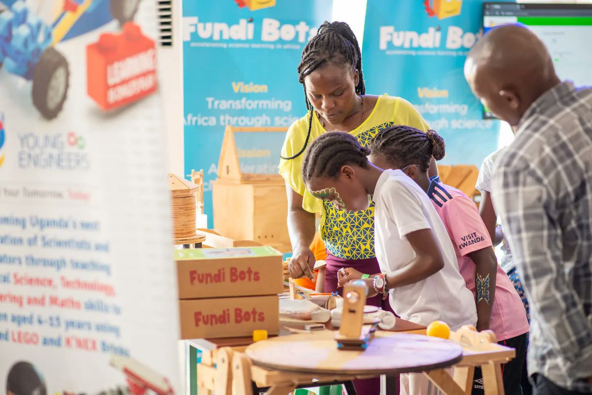 FundiGirls's tweet photo. "Children are our future. Teach them well and let them lead the way." - Whitney Houston
.
.
#WCW shoutout to the young Fundi Girls that visited our stall during #NationalScienceWeekUg https://t.co/m3P64xFQ1J