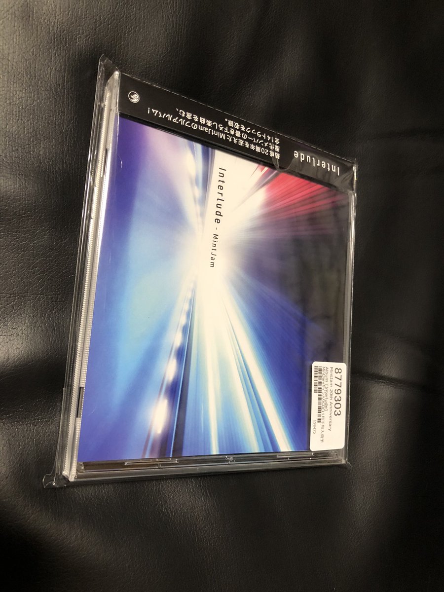 Yusuke99758844's tweet photo. サイン入りInterlude届きました！

#MintJam
#Interlude https://t.co/B8llax8kca