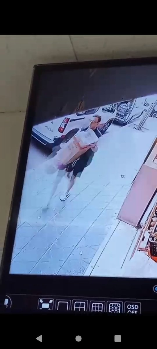 Leixu21's tweet photo. Ajuda si us plau. Ens acaben de robar de la furgoneta  un descalcificador a la cantonada carrer sevilla amb carrer ibiza. A tarragona,  podeu fer difusio? https://t.co/DZE5ZlK8jV