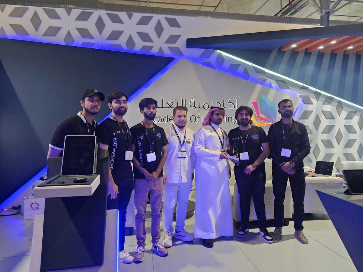 cybersecure_pk's tweet photo. Kudos to our talented team of #Ignite's #DigitalPakistan #CybersecurityHackathon, Air Overflow, for Cracking a Linux Docker in staggering 4:50 minutes at “Black Hat MEA” Riyadh, Saudi Arabia. Challenge was given by Academy of Learning. #IgnitePakistanPride #BlackHatCompetition https://t.co/n58CXRnImQ