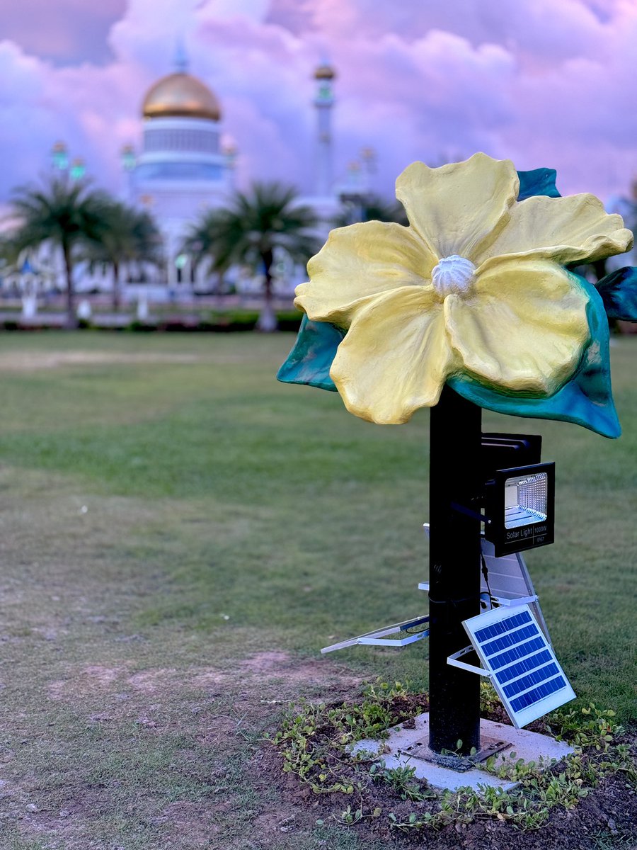 #Brunei trip at #BandarSeriBegawan #OmarAliSaefudin #mosque