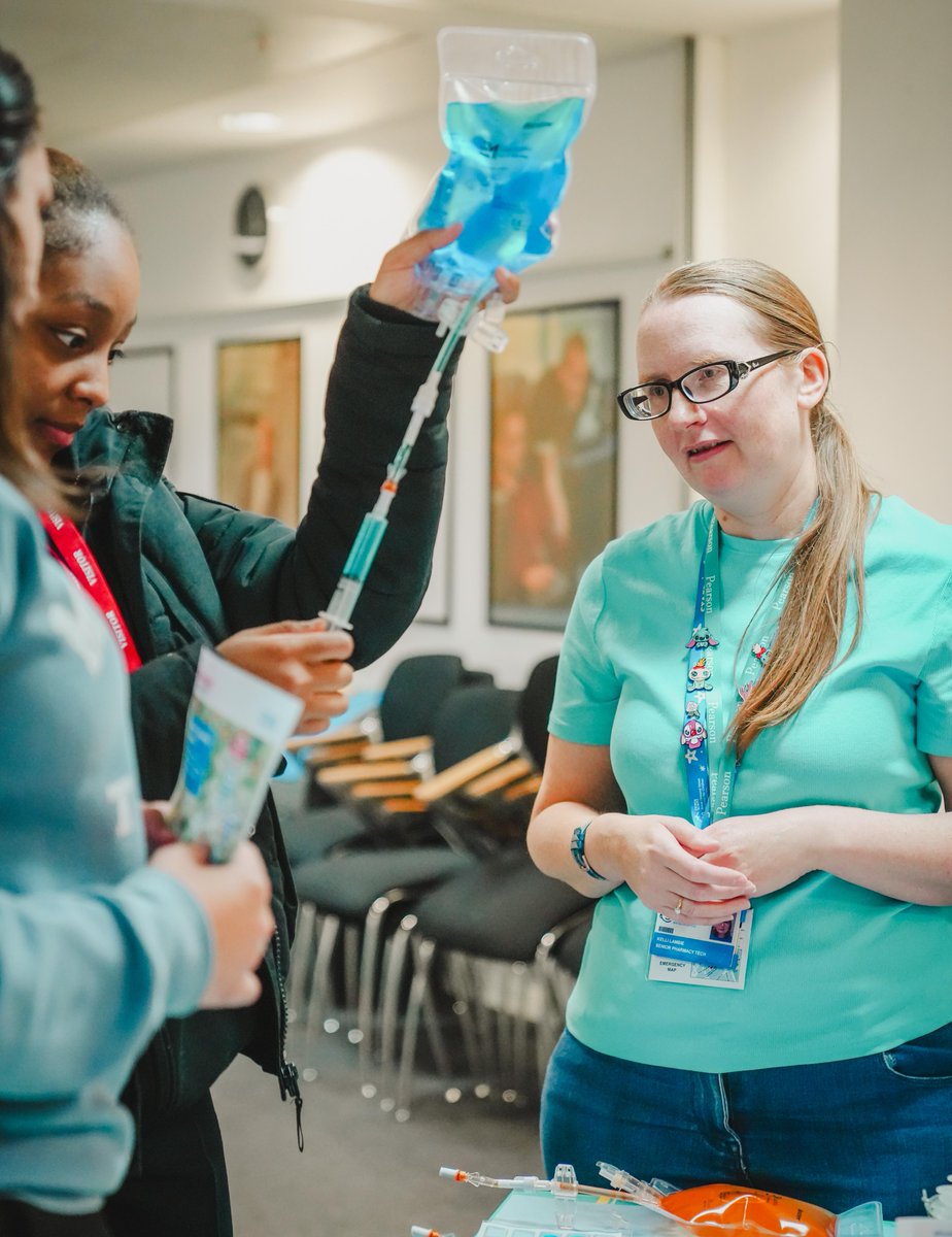 GreatOrmondSt's tweet photo. What an incredible success! 🌟 Our recent careers event, the 'Kickstart Above and Beyond Career Roadshow' was a first-of-its-kind initiative by an #NHS Trust. Learn how we showcased the diverse professions beyond doctors and nurses to local students 👇 https://t.co/mWF7hRZtgn https://t.co/pi07lScZ3F