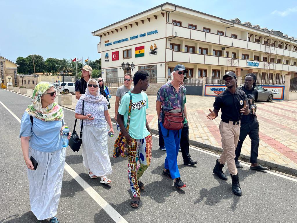 SightOnSiteTour's tweet photo. Lauk and his friends from the Netherlands 🇳🇱  came on a NIMA tour which started from the National Mosque at Kanda, Nima Market, and the Nima neighborhood 
#visitghana #visitghana🇬🇭 #ghana #shareghana #nima https://t.co/Dovqjz9ruq