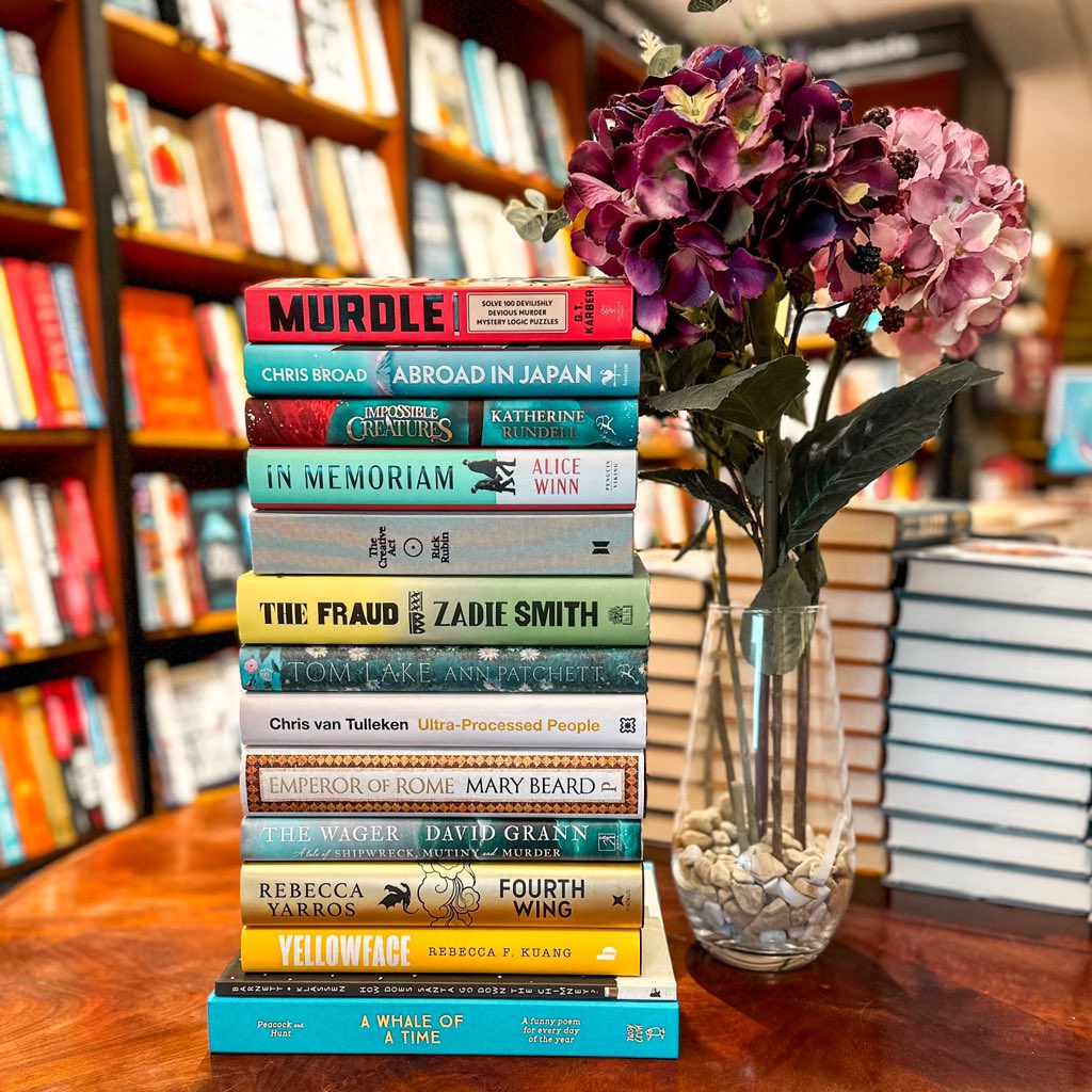 The Waterstones Book of the Year shortlist is here! ✨

We’ve got our favourites, do you have a winner in mind? 😊

#bookstagram #waterstonesnorthallerton #northallerton #bookshop #lovenorthallerton #waterstones #bookoftheyear