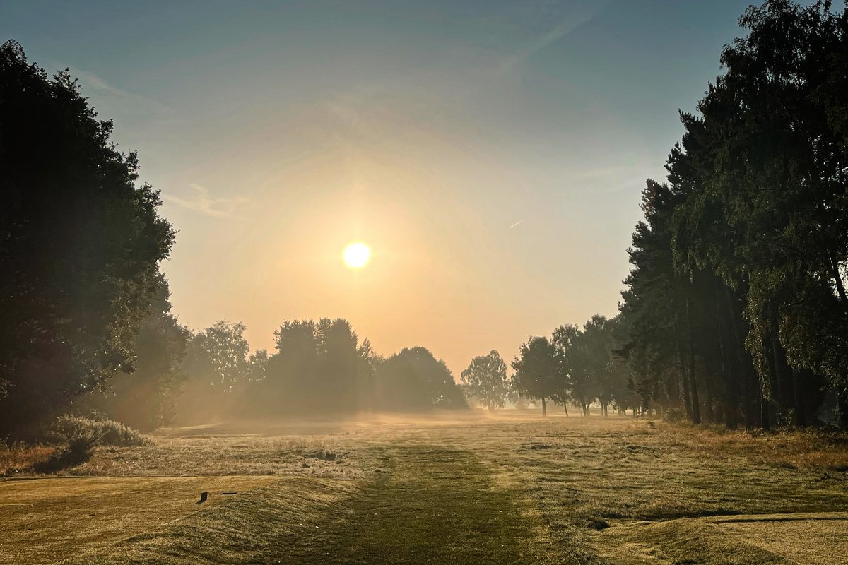 fulfordgolfclub's tweet photo. Black Friday Deal
20% off Green Fee Vouchers - making an ideal Christmas present.
To purchase please ring Claire on 01904 413579 option 4 on Friday 24th November from 9am until 4pm.
Only available by phone on that day.
#greenfees #blackfriday https://t.co/16YJtxFeSv
