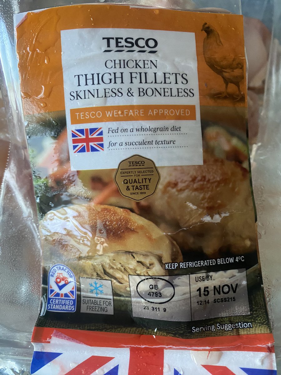 AngryFace_x's tweet photo. @Tesco again.. poor quality chicken from Tesco! Absolutely rank!! https://t.co/TW5zCRbikm