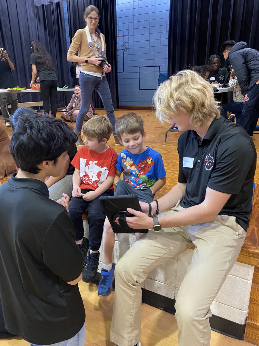 Kelly Wilson tweet media