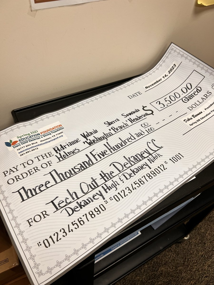AdrianneSHolmes's tweet photo. About yesterday…🥳 Thank you Spring ISD Education Foundation for making our day! The project “Tech Out the Dekaney CCC” was funded by the Prize Patrol! https://t.co/NXQ6F2QWrS