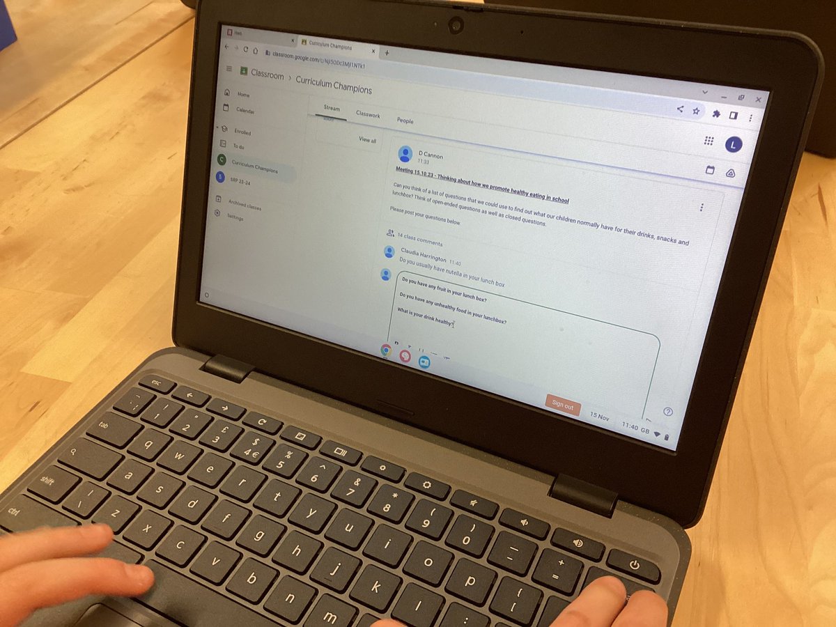 llysfaencc's tweet photo. We have teamed up with @LlysfaenEW this morning as we are interested in finding out what our children eat and drink for snack and lunch time. From here we are going to ask our children to complete an online questionnaire to help us gather our findings. #HW #HCI #HealthyEating https://t.co/TAS9odtpOg