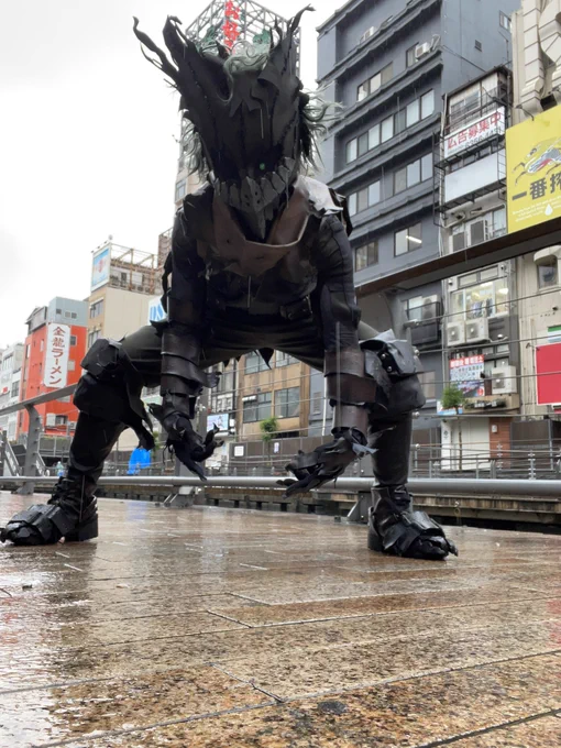 #コスプレをする理由はなんですか見た人も答えるんだ普段の自分と違う何かになった気になれる非日常感が好きで!!!好きなキャラの衣装を頑張ってます 