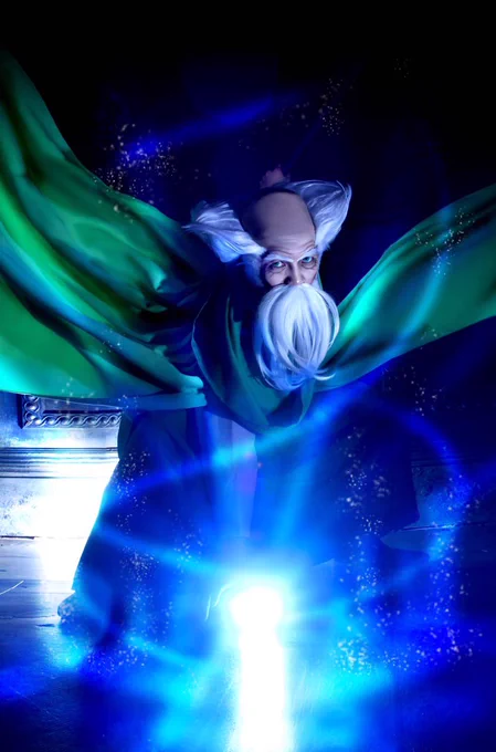 #コスプレをする理由はなんですか見た人も答えるんだ普段の自分と違う何かになった気になれる非日常感が好きで!!!好きなキャラの衣装を頑張ってます 