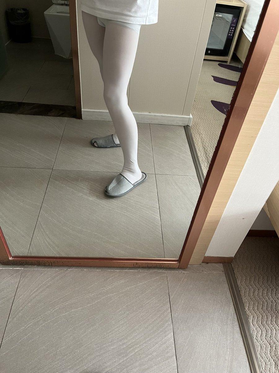 👈 or 👉