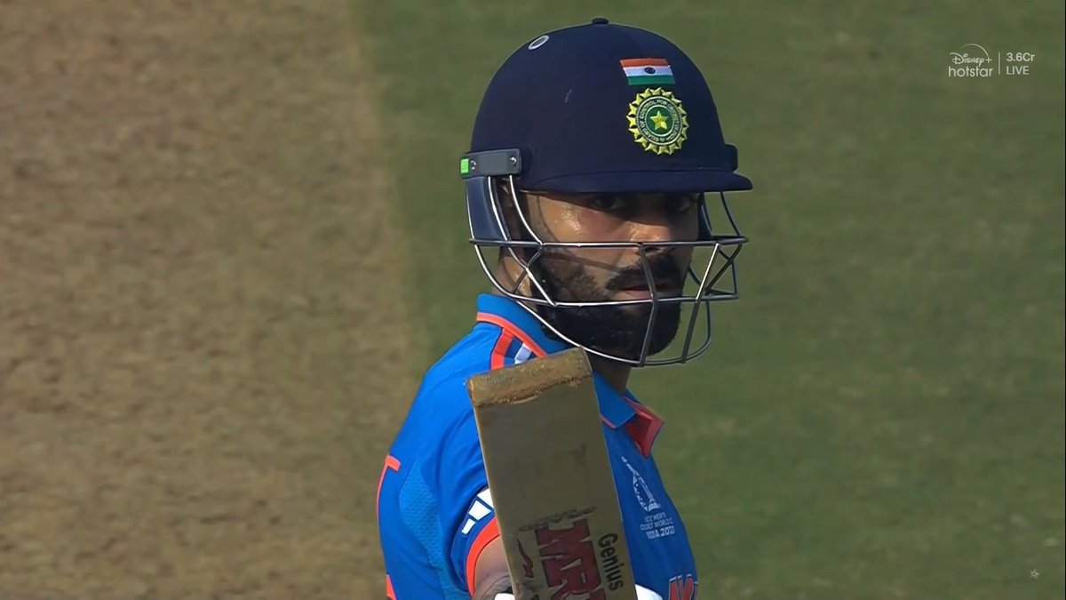 What an electrified energy!!⚡️
5OAT only 
#IndiaVsNewZealand #CWC23 #ViratKohli #GOAT𓃵