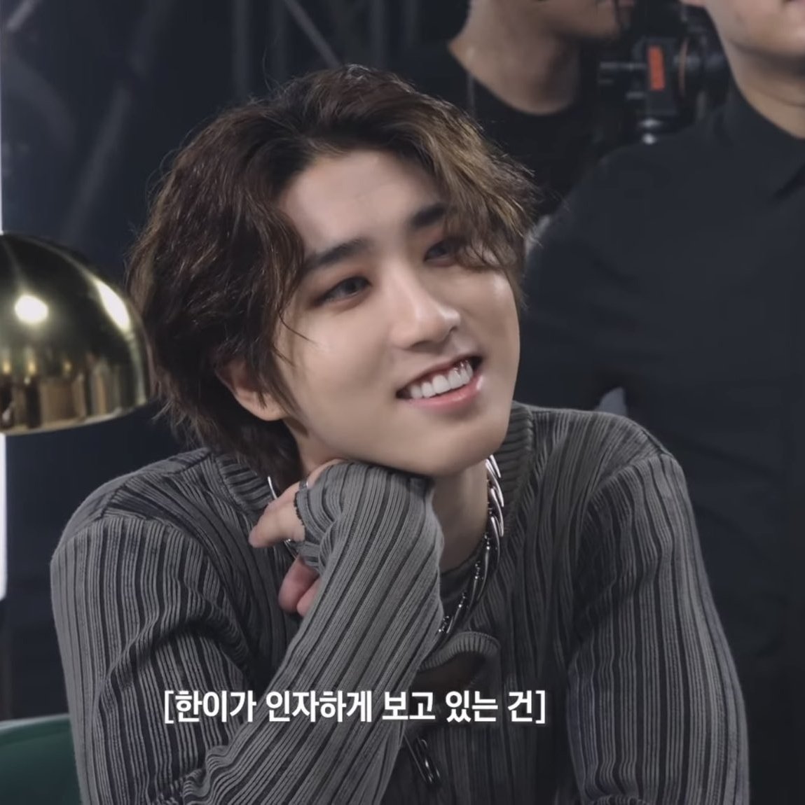 ssickjisung's tweet photo. never trust men. https://t.co/ACDHssAjsW