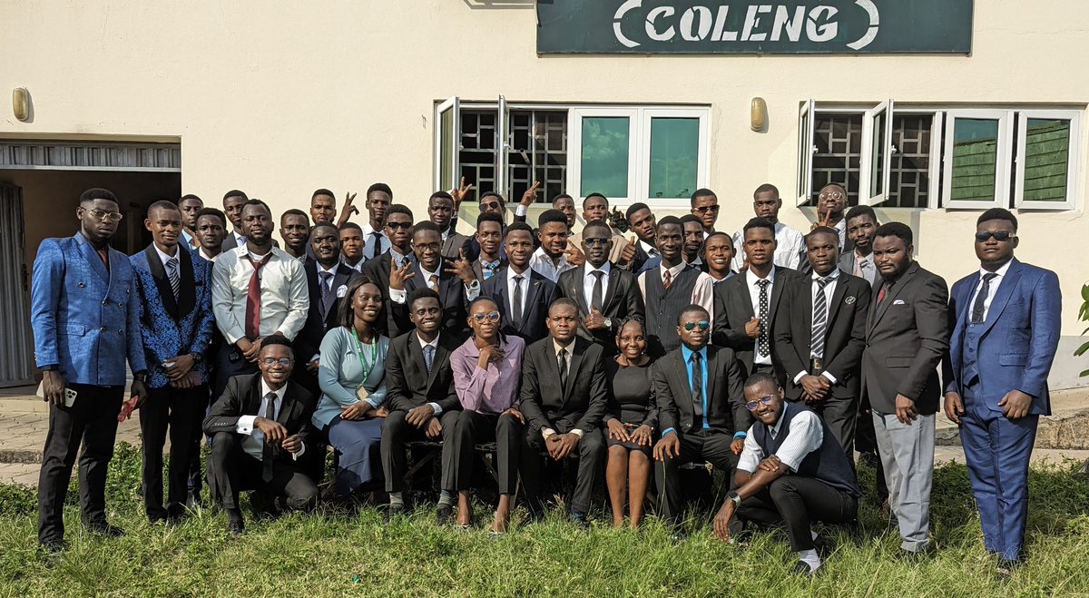 _Adexy's tweet photo. Final Defense ✅
#ELE #COLENG #FUNAAB https://t.co/NVLBTxwQAu