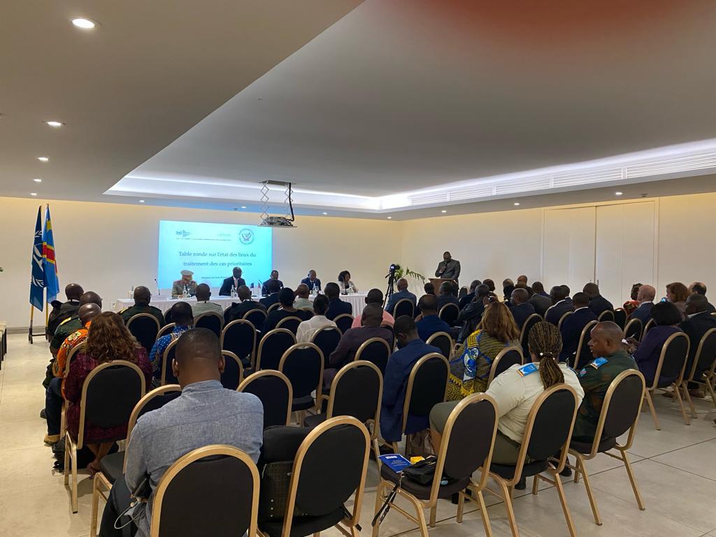 IntlCrimCourt's tweet photo. In the Democratic Republic of the Congo #DRC, #ICC Deputy Prosecutor Mame Mandiaye Niang is meeting with national authorities in a roundtable dedicated to setting a programme of national priority cases for investigation & prosecution.
Concrete example of #complementarityinaction https://t.co/ONrSPi9Y9d