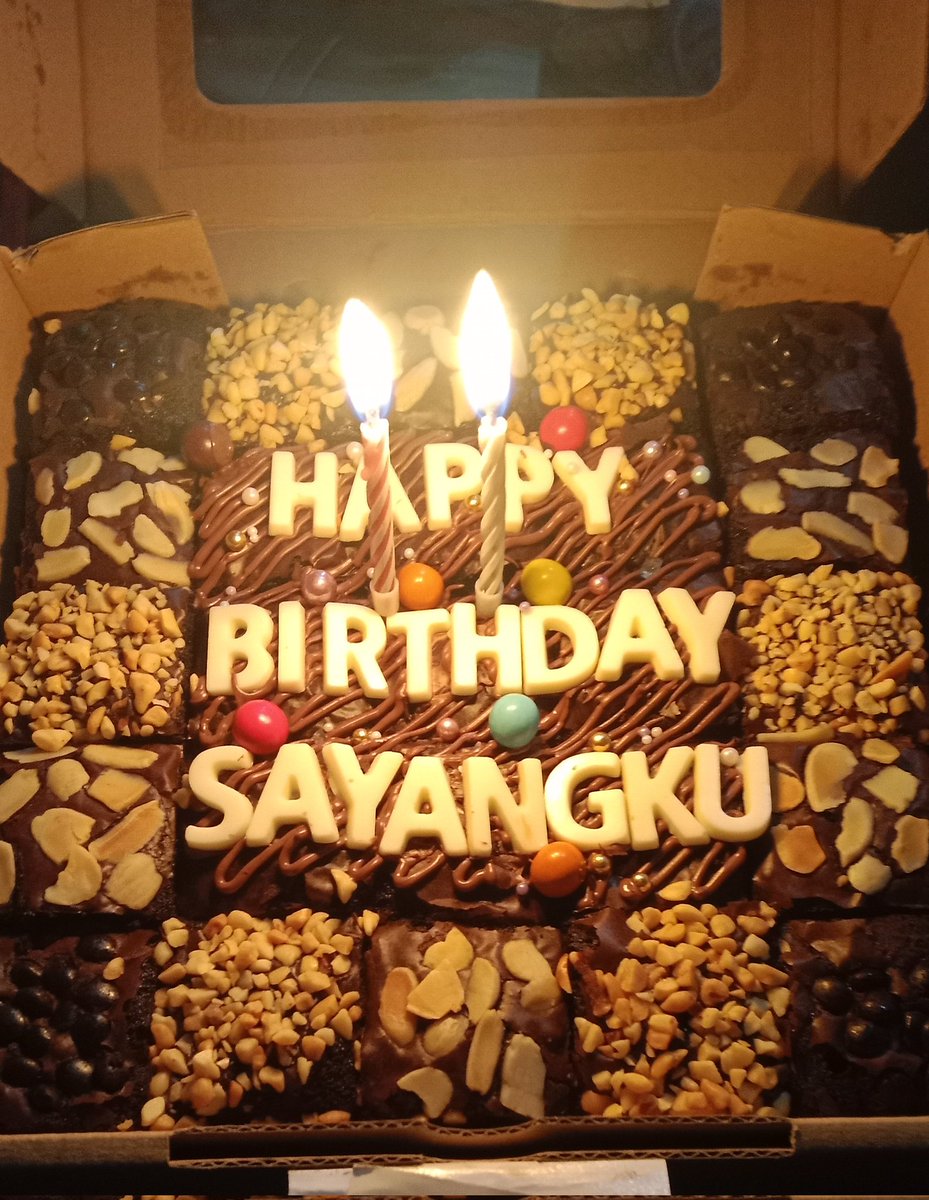EeeDeePee's tweet photo. Terimakasih, Suami 😍 https://t.co/td4huwHbM3