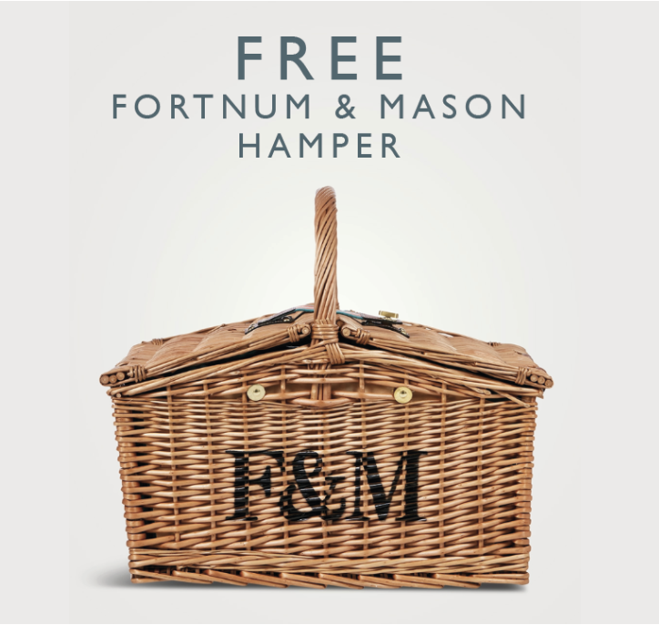 FinestStays's tweet photo. ✨ SPECIAL OFFER - FREE FORTNUM &amp; MASONS HAMPER 📷 Book your Christmas or New Year stay in one of The Lanterns Apartments in Hope Cove before the 26th November and open the front door to a beautiful Fortnum &amp; Mason hamper!

Book Now: https://t.co/vi4iOv0n6f https://t.co/12yHeGUZ1I