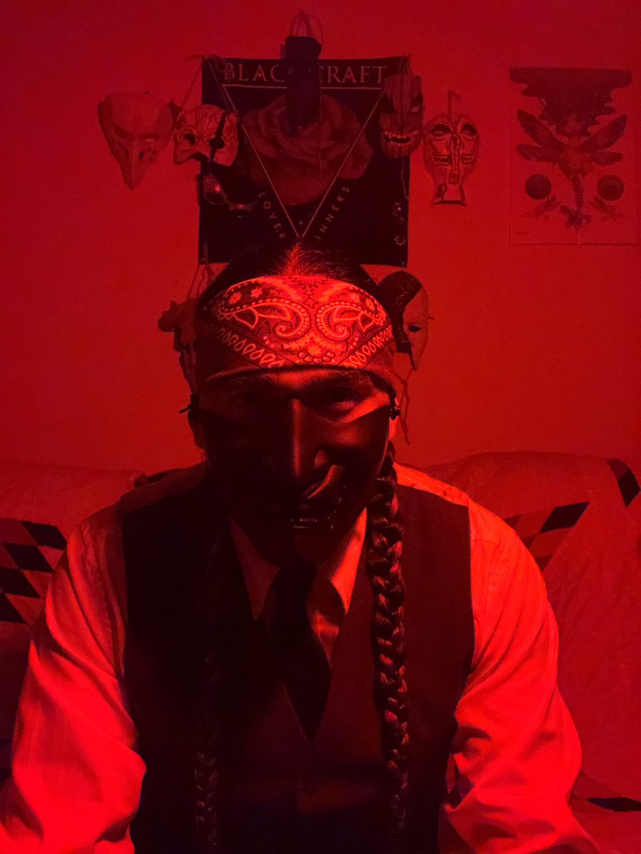 DDarkwicahpi's tweet image. Felt deadly cute. Will delete later. #nativedad #NativeAmerican #nativegamer