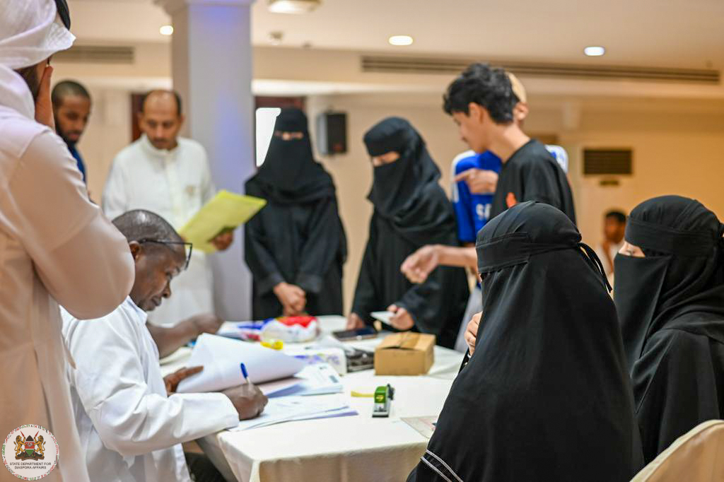 Diaspora_KE's tweet photo. 𝗣𝗶𝗰𝘁𝘂𝗿𝗲 𝗦𝗽𝗲𝗮𝗸:📸ongoing MCS in Damaam, Saudi Arabia 🇰🇪|🇸🇦

#MCS2 #MCSDamaam #MCSKSA #DiasporaFirst #Hudumamajuu..1/3 https://t.co/Y5fvHLrX07