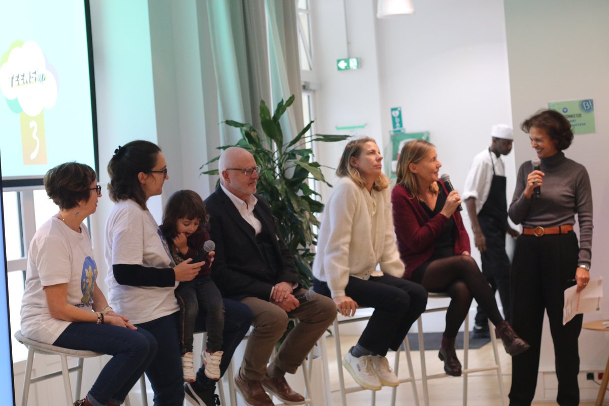 FondationBNPP's tweet photo. Bravo à toutes et tous pour votre engagement ! 👏👏👏
#ProjetBanlieues2023 #Inclucity 🏆 https://t.co/0wHfWoL5Rr
