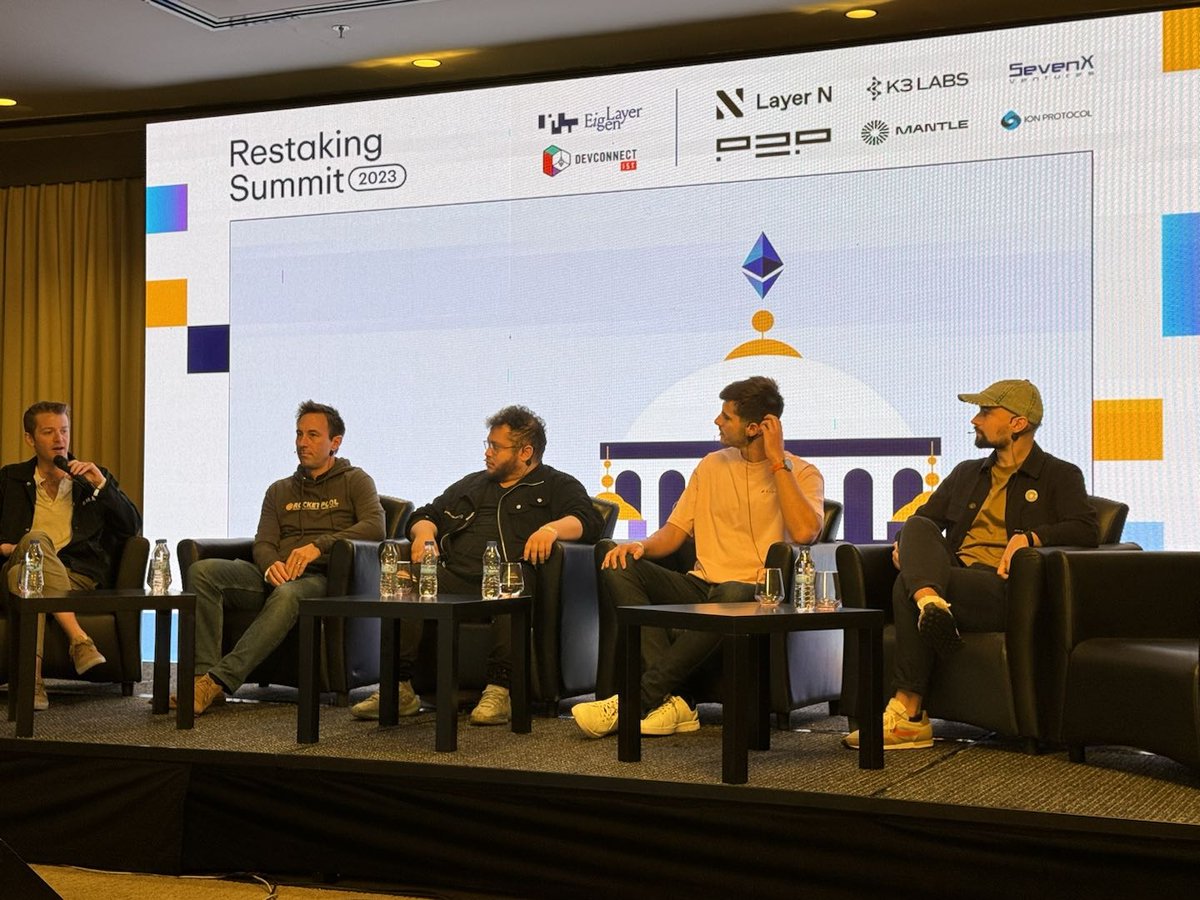 🌍 Mantle in Istanbul at #DevConnect event Restaking Summit, hosted by <a href="/eigenlayer/">EigenCloud</a>!

🔭 Did you guys manage to spot Mantle gigabrain <a href="/0xVEER/">VEER</a> at his panel discussion yesterday?

We were stoked to meet you guys at the Mantle booth — we'll see you at Stable Summit next! ☄️