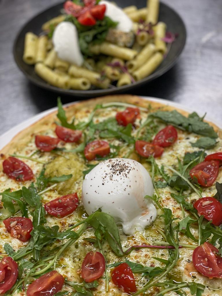 LeoItalianSheff's tweet photo. Remember you are always welcome to order from our normal menu if you don't fancy what's on 50% off!  

Book NOW and enjoy traditional pizza and pasta in our cosy Italian restaurant with our host 'Luca' hailing all the way from beautiful Venice!  

#Walkley https://t.co/ZDsfA5fTEr