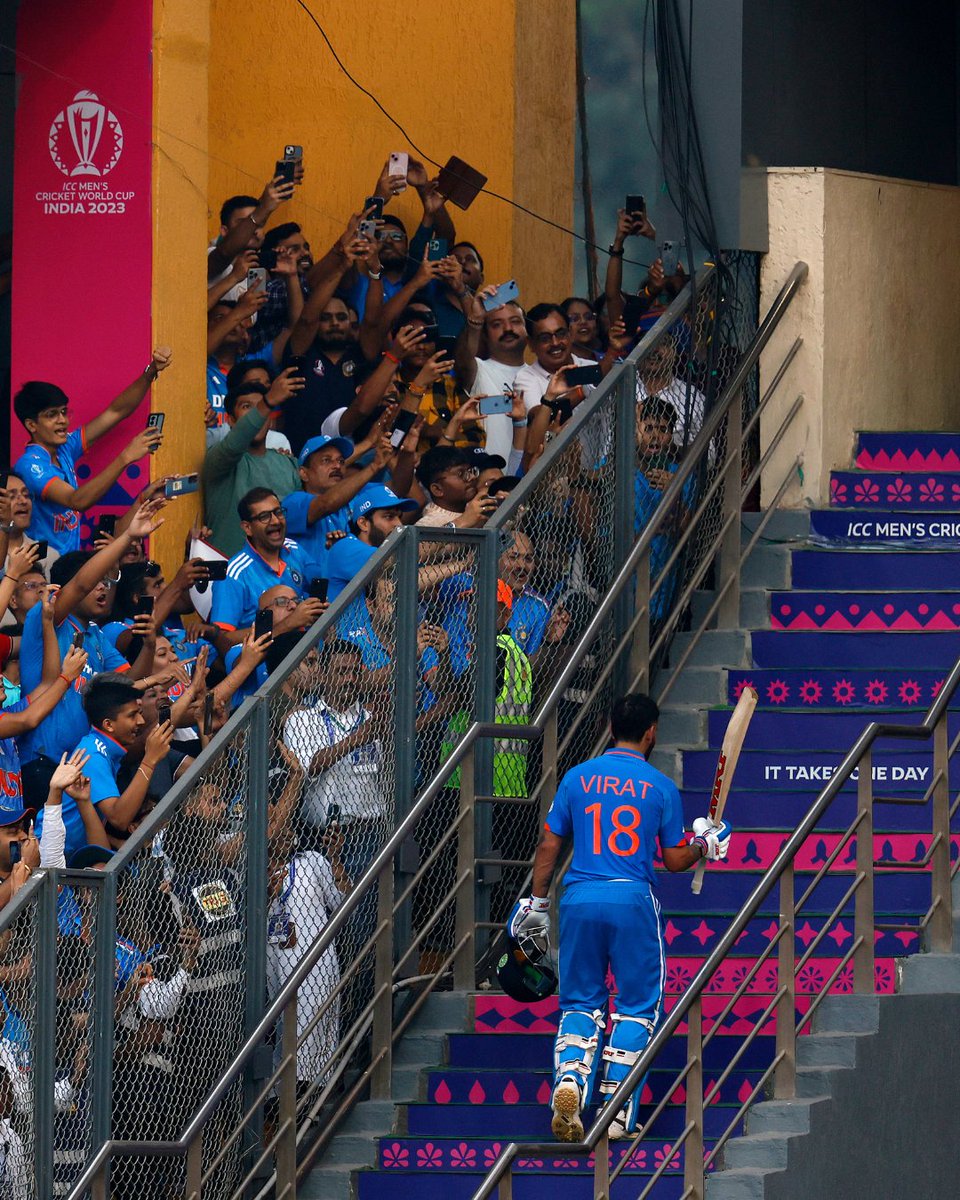 A record-breaking evening in Mumbai! 👑👏

#TeamIndia | #CWC23 | #MenInBlue | #INDvNZ