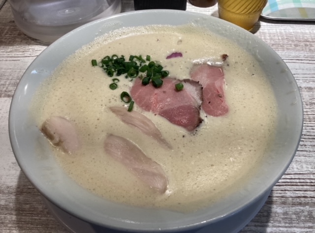 kaizokuouzyo's tweet image. 食い倒れの町大阪恐るべし‼️🍜🐙🥩😋

ごちそうさまでした🙏

#ラーメン家あかぎ

#はなだこ

#熟成焼肉あらた

I&apos;m back. 🏴‍☠️✨😘