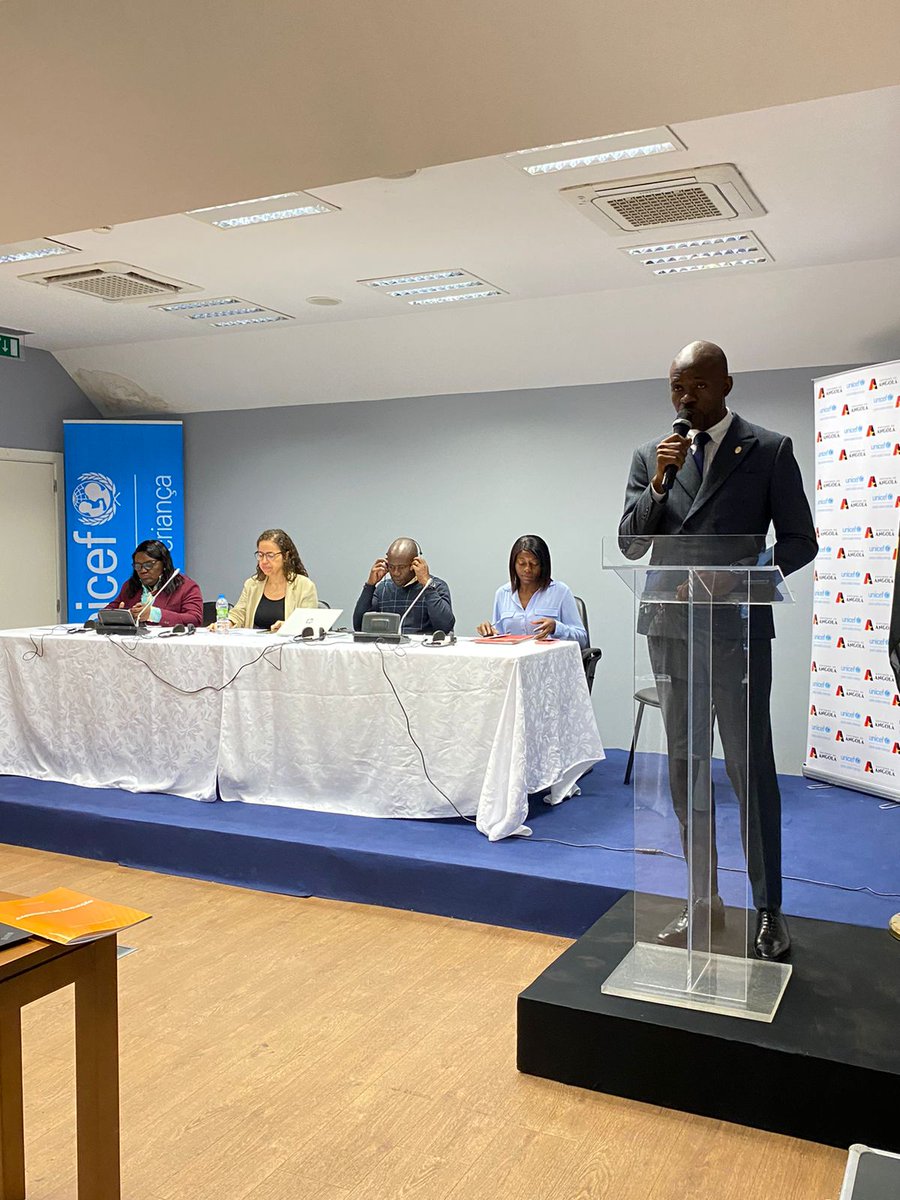 UNICEFAngola's tweet photo. #UNICEFAngola and #MED are organizing the training of Trainers for more than 60 public primary school teachers from 5 provinces. 

Improving the learning process of reading and mathematics through the methodology #Tarl. https://t.co/efcvQARvqt