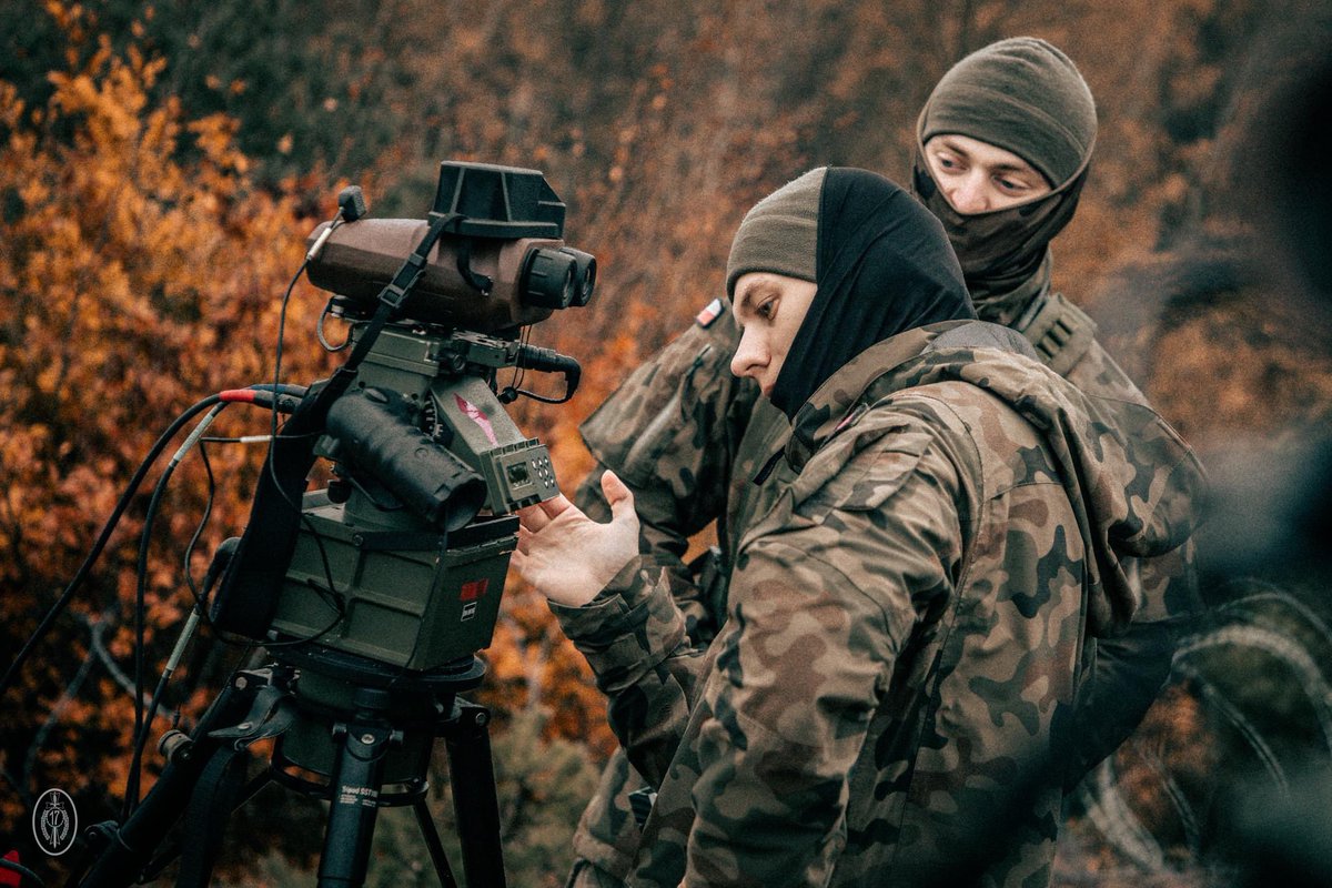 17WBZ's tweet image. Trwa kurs #ForwardObserver 👀 zorganizowany przez #17WBZ, w którym udział biorą żołnierze z podległych pod @11LDKPanc jednostek wojskowych.