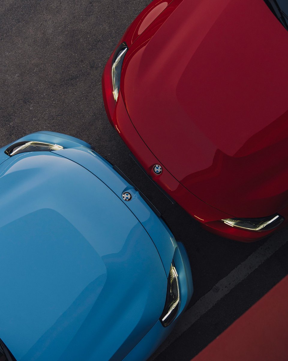 BMWEspana's tweet photo. Igual, pero diferente.
¿Cuál prefieres? ¿💙 o ❤️?
BMW M2.
#BMW #THEM2 #BMWM2 #BMWM #MartesconM https://t.co/7Qh0WSJqGG