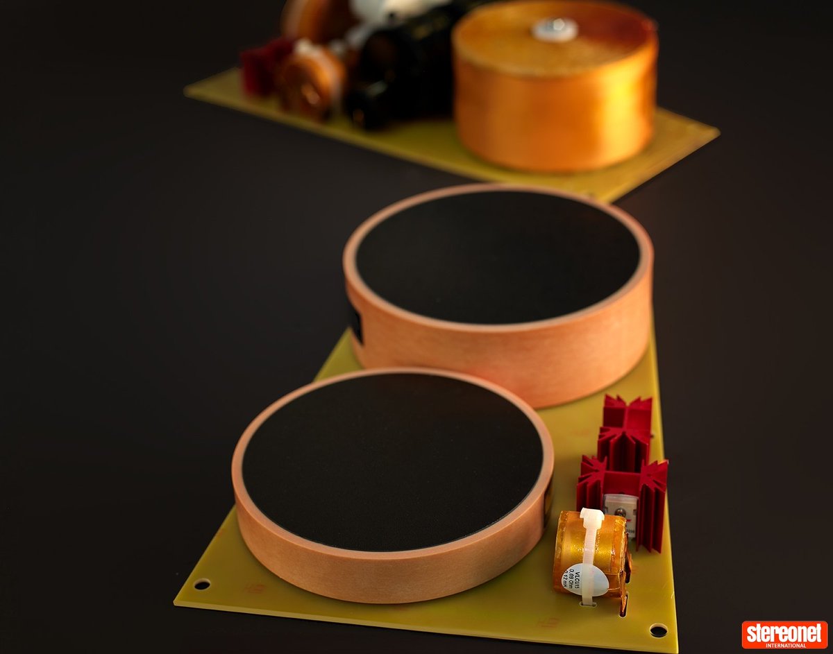 StereoNETUK's tweet photo. The M7 is announced as a passive, more accessible @MagicoLLC M9 👉 https://t.co/4uG9Qm1Cgl

#hifinews #audiophile #stereonet #snuk #stereolux @Absolute_Sounds #highend #highendhifi #highendspeakers #hifispeakers #madeincalifornia #hifi #hifiaudio #luxuryaudio #luxuryhifi https://t.co/ib28aber1n