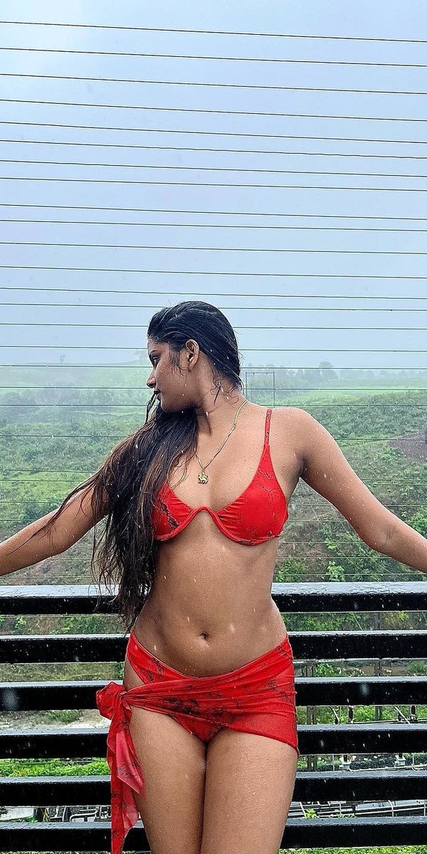 F--YNo3aMAAm92-?format=jpg&name=medium