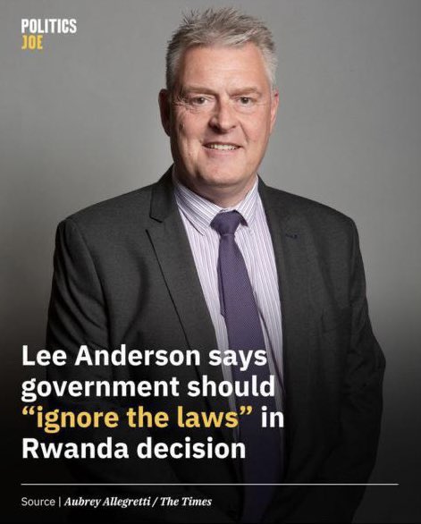 apes147's tweet photo. Grubby back room deals, bringing back Bobby, and ‘ignoring’ the law…
@RishiSunak needs to go.
The @Conservatives need to go.
This clown 🤡 definitely needs to go… 👇
#RwandaRuling #PMQs https://t.co/EMVCUwke0G